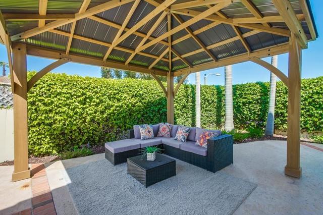 1278 Avenida Miguel, Encinitas CA: https://media.crmls.org/mediaz/929d6b98-91c1-4cfd-a074-5cf09e958b46.jpg