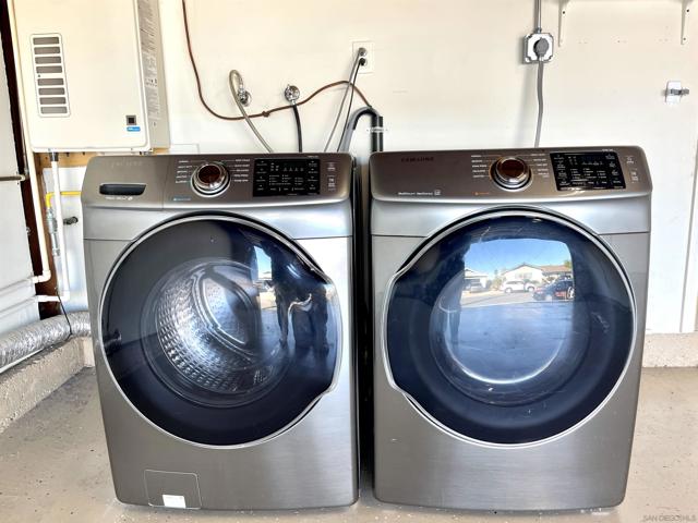 4106 Dellwood St, San Diego CA: https://media.crmls.org/mediaz/929d8028-2045-461e-8e9d-5eac426159ac.jpg