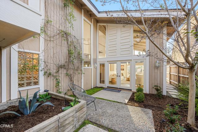 Detail Gallery Image 3 of 49 For 2957 Seaview Ave, Ventura,  CA 93001 - 5 Beds | 3 Baths