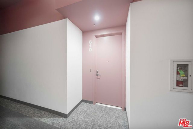 1234 Wilshire Boulevard, Los Angeles CA: https://media.crmls.org/mediaz/929ea60b-b7ee-493d-a3c6-201e5d98539c.jpg