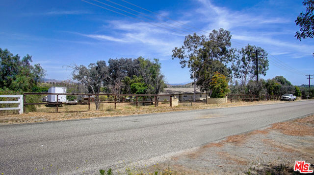 34220 Pourroy Road, Winchester, California 92596, 3 Bedrooms Bedrooms, ,2 BathroomsBathrooms,Single Family Residence,For Sale,Pourroy,24400047