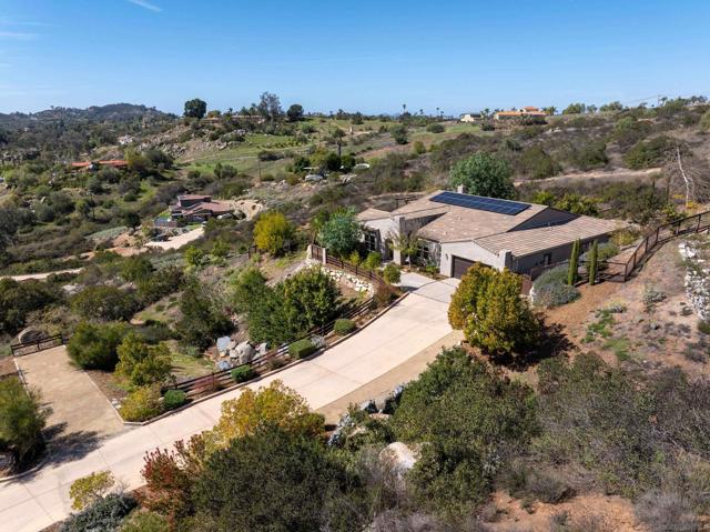 14516 Highcrest Ct, Poway, California 92064, 4 Bedrooms Bedrooms, ,3 BathroomsBathrooms,Single Family Residence,For Sale,Highcrest Ct,250020895SD