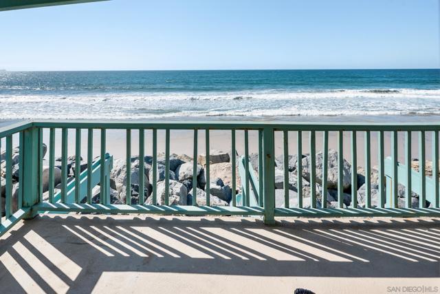 1680 Seacoast Drive, Imperial Beach CA: https://media.crmls.org/mediaz/92a0781e-d630-4194-87bf-5e987a0a8cef.jpg