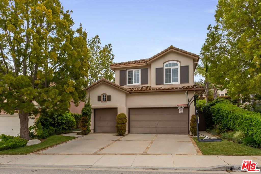462 Burano Court, Oak Park, CA 91377
