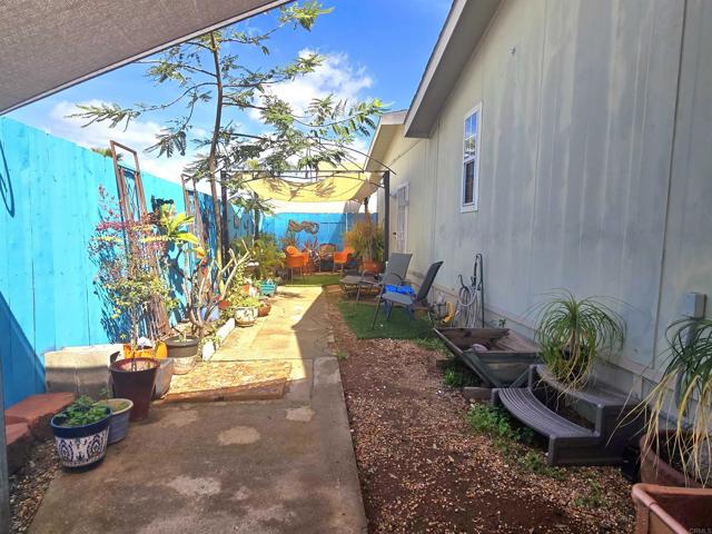 450 E Bradley Avenue, El Cajon CA: https://media.crmls.org/mediaz/92a28a44-91f5-455c-8925-3336350270f9.jpg