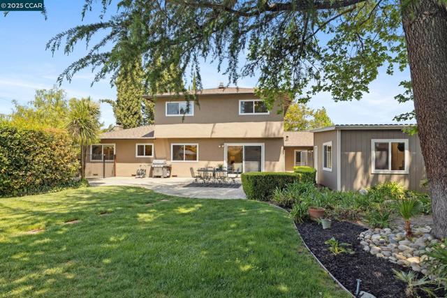 Image 35 of 60 For 3044 Santa Maria Dr
