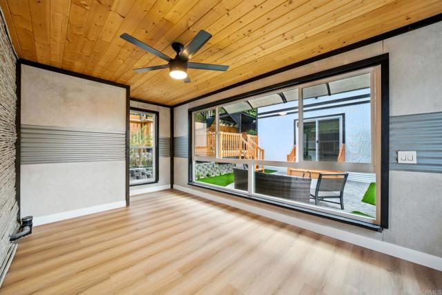 Detail Gallery Image 19 of 44 For 4848 54th St, San Diego,  CA 92115 - 6 Beds | 3 Baths