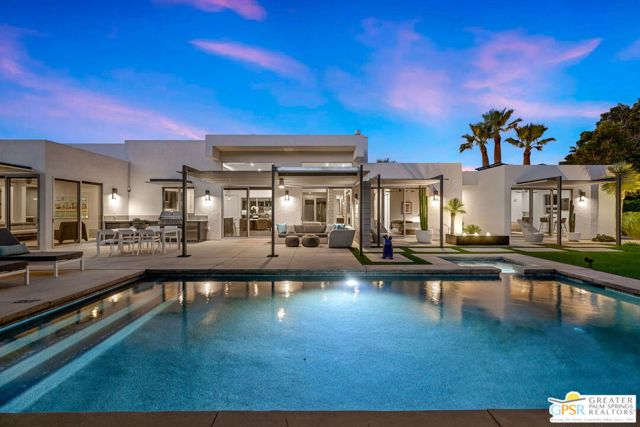 1449 N Via Miraleste, Palm Springs CA: https://media.crmls.org/mediaz/92a43f16-fc81-4e68-a281-37957cdf1712.jpg