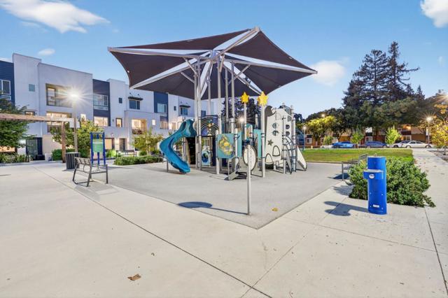 2580 Gimelli Way, San Jose CA: https://media.crmls.org/mediaz/92a47b88-5ae8-45bd-8dea-5fe3c4707281.jpg