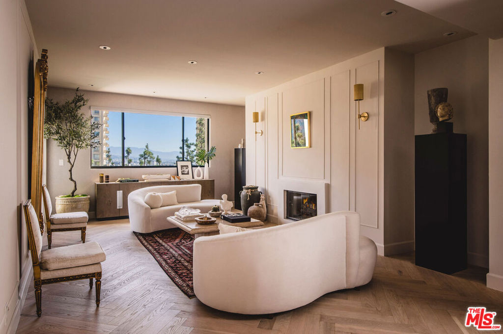 2122 Century Park Lane #314
