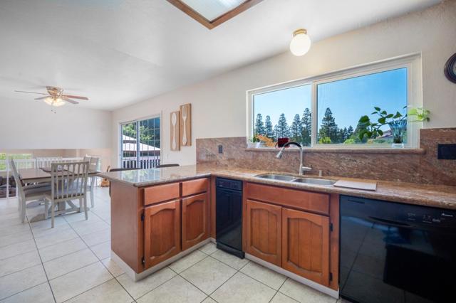 810 W Main Avenue, Morgan Hill CA: https://media.crmls.org/mediaz/92a8dddf-b22c-4c34-9a1c-1c9950ec6edc.jpg