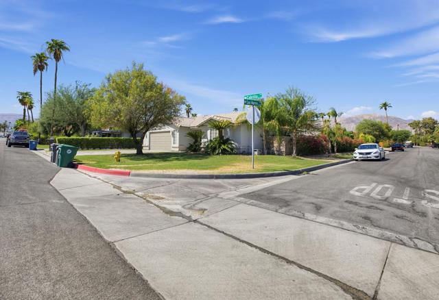 44795 Cabrillo Avenue, Palm Desert, CA 92260