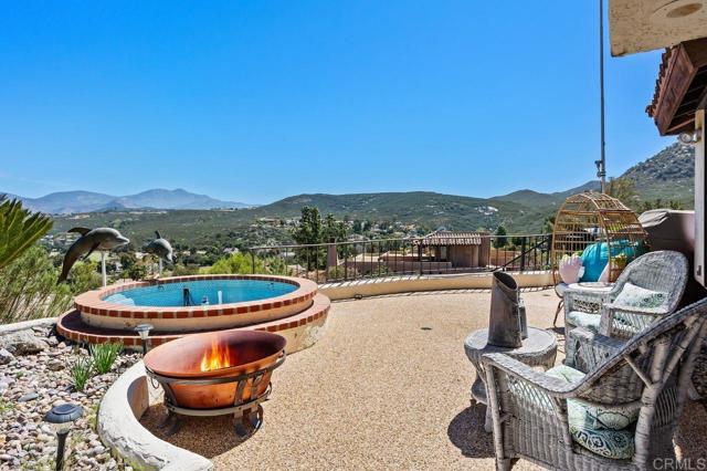 23742 Calistoga Pl, Ramona CA: https://media.crmls.org/mediaz/92aa6cbd-f8b4-42fa-900c-93df26723b26.jpg