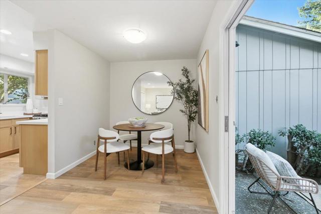 1542 Canna Court, Mountain View CA: https://media.crmls.org/mediaz/92ab823a-0230-4b2d-8418-5ef12a59cd6c.jpg