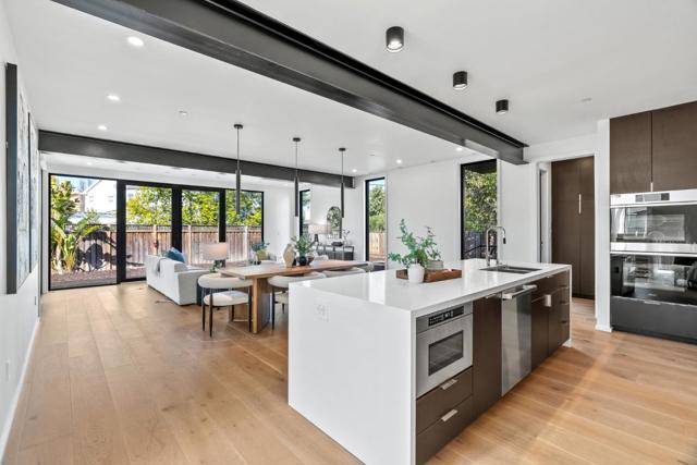 1182 Fordham Way, Mountain View CA: https://media.crmls.org/mediaz/92ab8ba0-333a-4a9c-9404-249affac2ac3.jpg