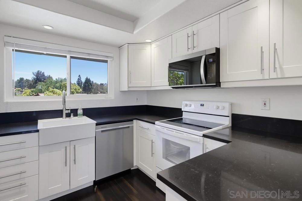 16238 Avenida Venusto - photo 9