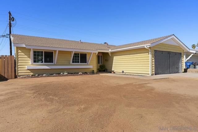 1718 Outer Dr., El Cajon CA: https://media.crmls.org/mediaz/92acd27b-2a73-4250-8dd8-f18f777187f1.jpg