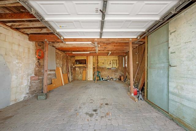 2530 Pruett Dr, Vista CA: https://media.crmls.org/mediaz/92ad0bb2-cbec-4d8d-9581-587fb3885185.jpg