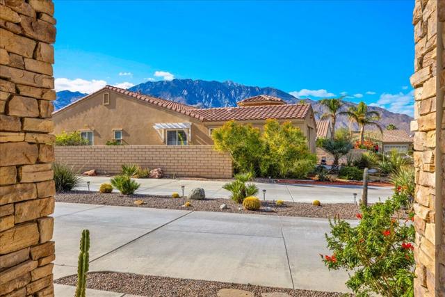 1745 Hot Springs Way, Palm Springs, CA 92262