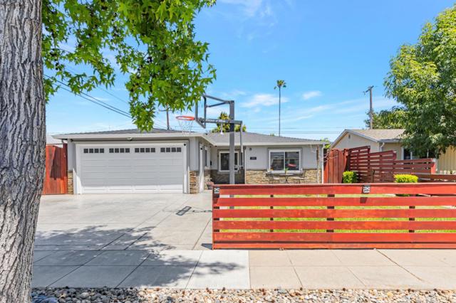 3018 Kirk Road, San Jose CA: https://media.crmls.org/mediaz/92ae21fd-a68c-45f1-b603-891de0145589.jpg