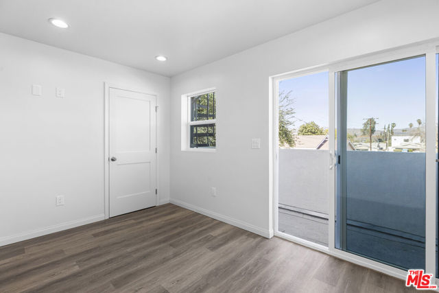 7313 Kentland Avenue, West Hills CA: https://media.crmls.org/mediaz/92aea1c8-41b5-48cd-a44f-f50d138b9564.jpg