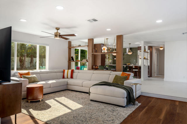 1125 E Sunny Dunes Road, Palm Springs CA: https://media.crmls.org/mediaz/92aebeb1-5029-4d76-a298-5e6b8acda26f.jpg