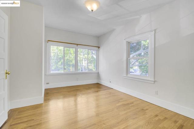 2406 10th, Berkeley CA: https://media.crmls.org/mediaz/92b09d6c-8326-4fa7-bfee-5c2fda6c0664.jpg