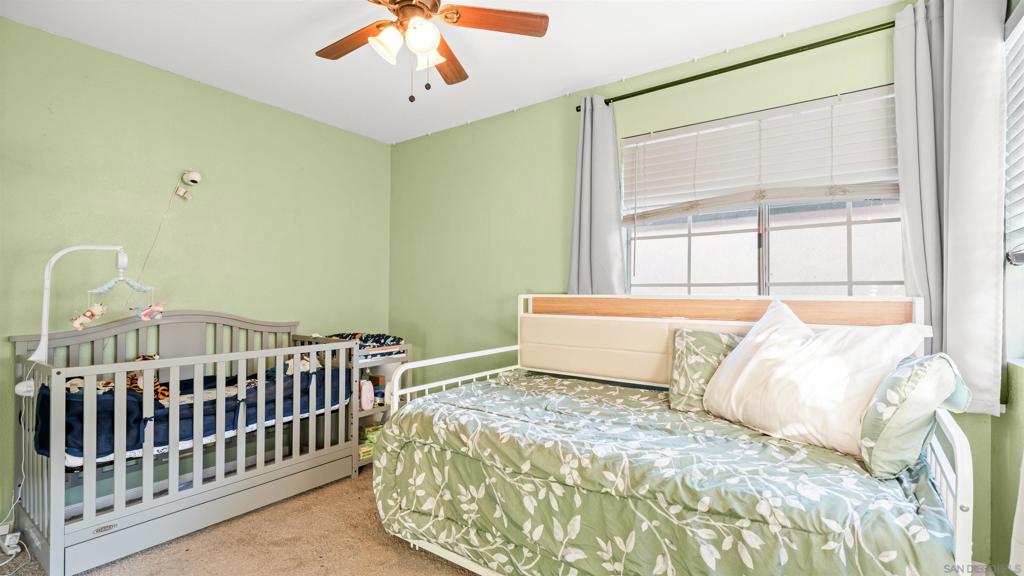 422 Devonshire Gln - photo 15