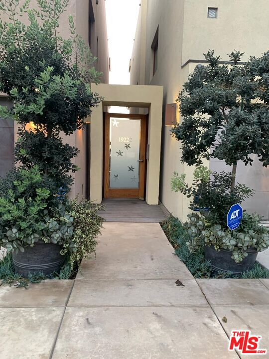 Drew Fenton | 19222 Pacific Coast Highway Malibu CA | MLS: 7417094