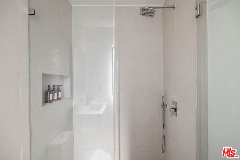MLS #26862359 image #35