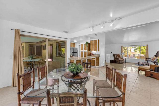 71521 Halgar Road, Rancho Mirage CA: https://media.crmls.org/mediaz/92b3972f-6e63-4c6b-a690-17e2943fdd6c.jpg