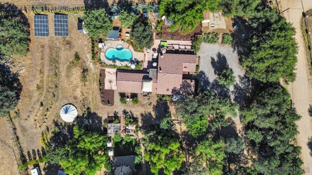18940 Littlefield Lane, Valley Center CA: https://media.crmls.org/mediaz/92b51fc1-357a-4803-b826-ba06f88dfc11.jpg