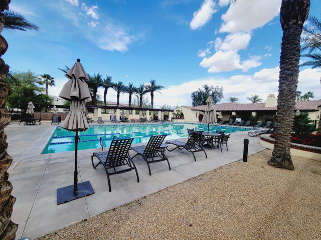 118 Paseo Bravo, Palm Desert CA: https://media.crmls.org/mediaz/92b5209b-f496-4387-a271-1169ab3b8201.jpg
