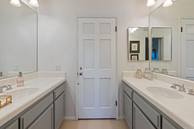 Image 45 of 75 For 4938 San Jacinto Circle