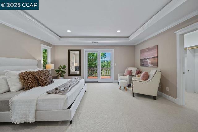 921 Foye Drive, Lafayette CA: https://media.crmls.org/mediaz/92b67c58-878b-4be1-884e-b19abbcec8e9.jpg