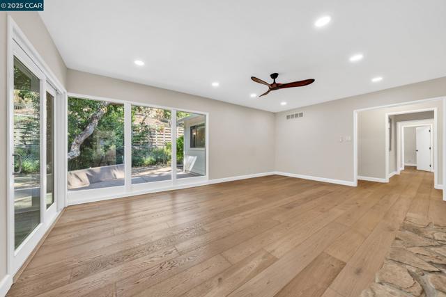 205 Castle Hill Ranch Rd, Walnut Creek CA: https://media.crmls.org/mediaz/92b6a83c-736b-4f03-ba6b-888fa251a14d.jpg