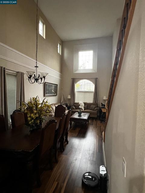 4045 Galenez Way, Antioch CA: https://media.crmls.org/mediaz/92b6bed6-694e-4c1b-9696-768ab769a381.jpg