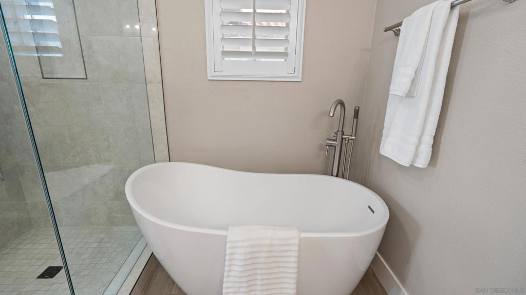 MLS #250037874SD image #20