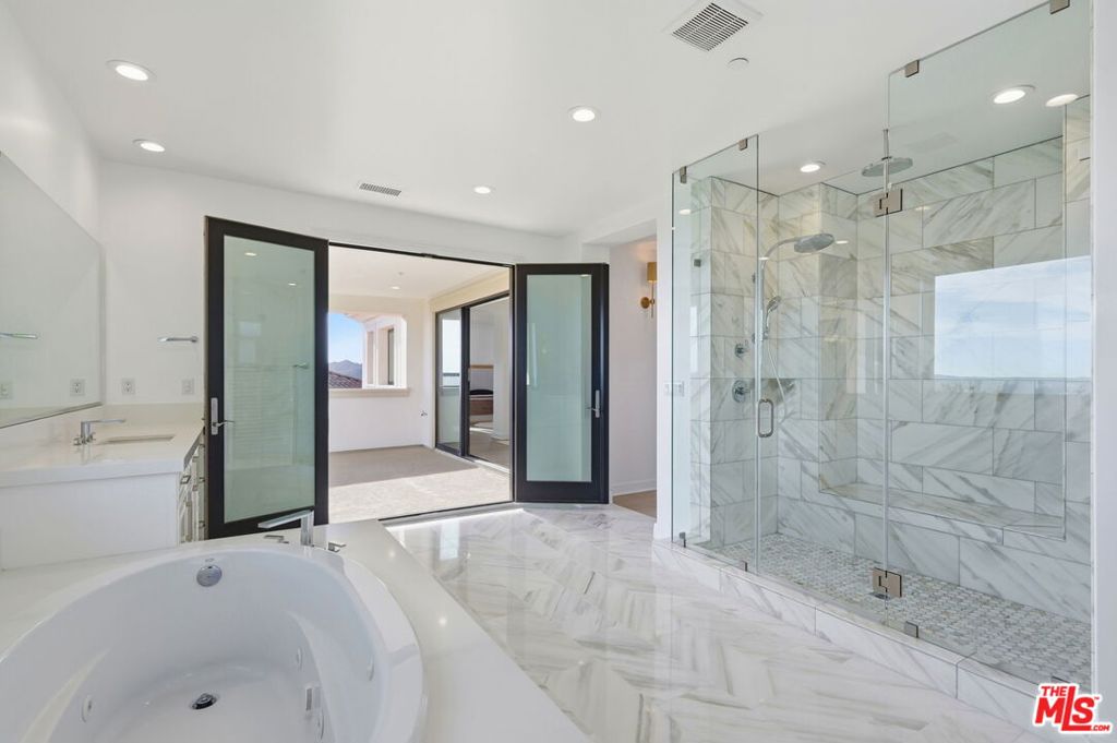 MLS #26866241 image #36