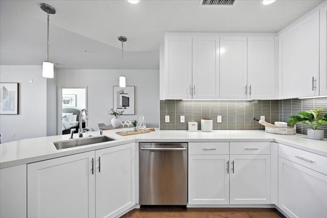 657 Walnut Street, San Carlos CA: https://media.crmls.org/mediaz/92b7a2e4-21e6-4e7e-907b-ca63c7ba9bcd.jpg