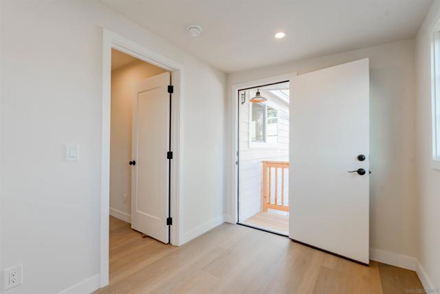 6327 Brooklyn Ave, San Diego CA: https://media.crmls.org/mediaz/92b8211f-fd1c-45ce-ac94-995347d8e432.jpg