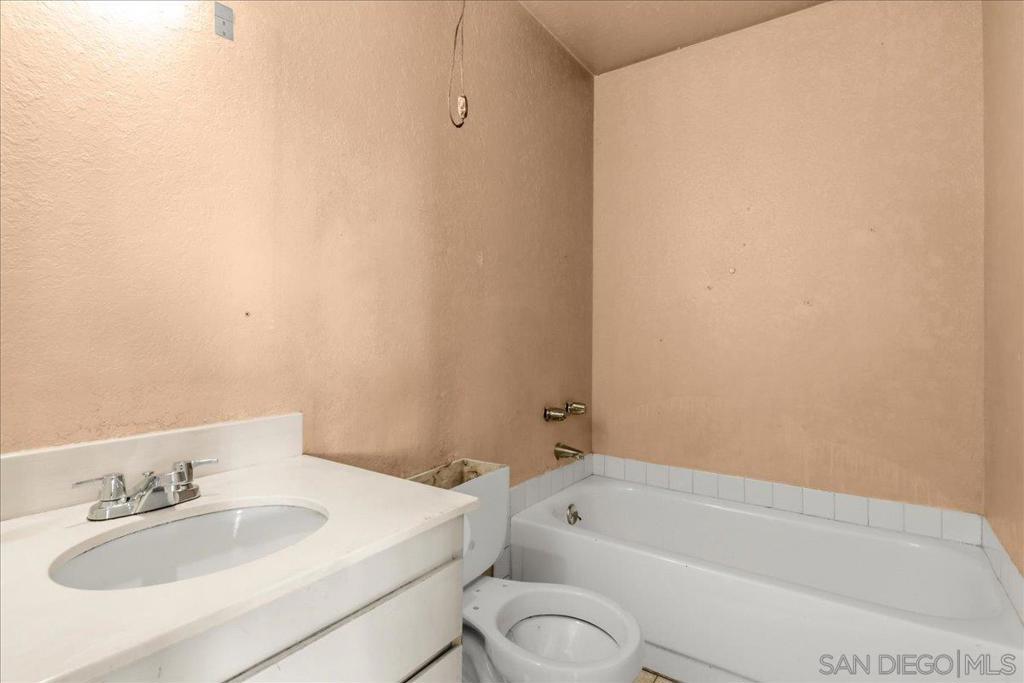 8824 Harlington Drive - photo 16