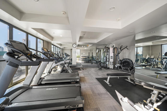 849 S Broadway, Los Angeles CA: https://media.crmls.org/mediaz/92b9665d-1f2c-4b13-9e38-9cc1bbe59a2c.jpg