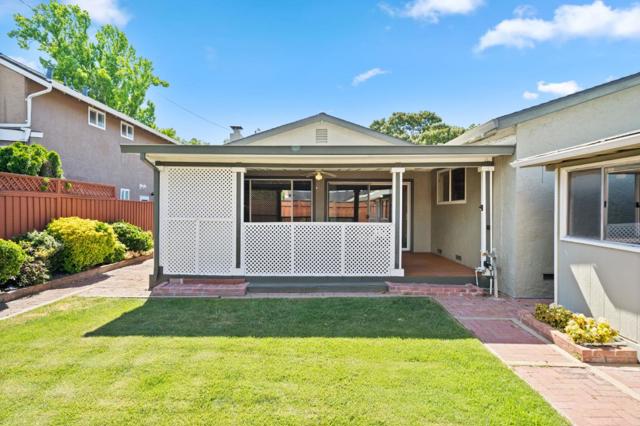 96 Lavonne Drive, Campbell CA: https://media.crmls.org/mediaz/92ba9913-3aac-4aee-9620-b96d447da5a5.jpg