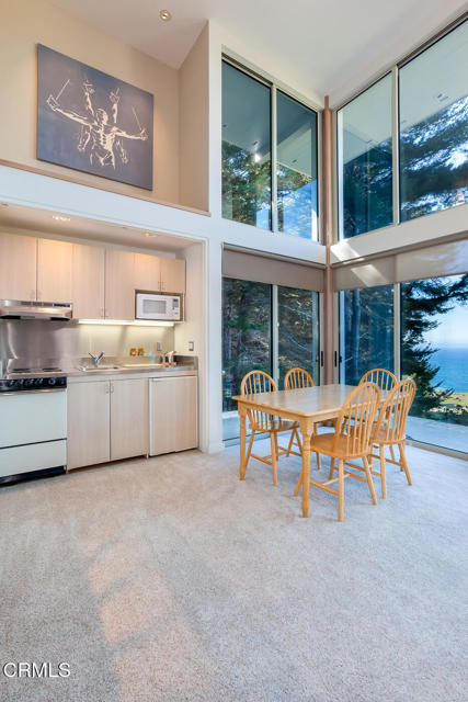 43850 Buckhorn Cove E Road, Little River CA: https://media.crmls.org/mediaz/92bbe381-e64e-4e47-9305-9d4c96e69d1a.jpg