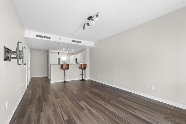 427 9th Ave., San Diego CA: https://media.crmls.org/mediaz/92bc0a24-1d94-40ea-99f8-242e623a339c.jpg