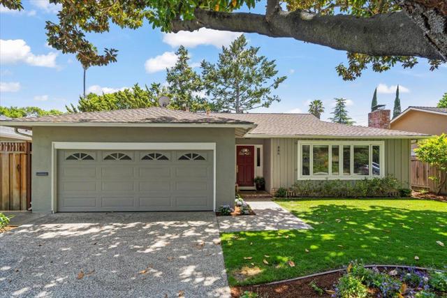 886 Garland Drive, Palo Alto CA: https://media.crmls.org/mediaz/92bc4b77-1c49-40f5-9204-e23706694285.jpg