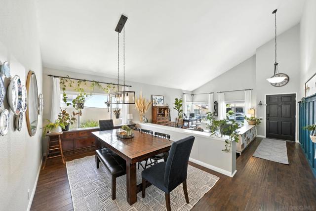 13445 Appalachian Way, San Diego CA: https://media.crmls.org/mediaz/92bcd6d1-e8ab-408d-8d48-4958ebe59fb9.jpg