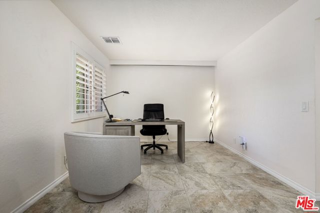 69385 Avenida De Las Montanas, Cathedral City CA: https://media.crmls.org/mediaz/92bd32ea-f5ae-4806-a1dd-eaa1a6586937.jpg