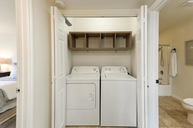 5033 Los Morros Way, Oceanside CA: https://media.crmls.org/mediaz/92bd7e17-d5da-4172-a4e9-bc3e4e370f34.jpg